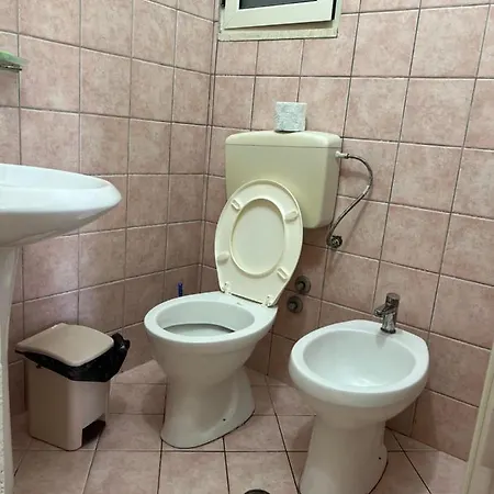 Zotaj Guest house *